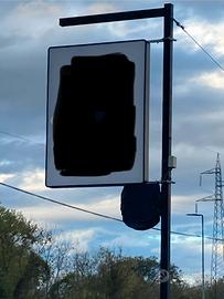 Insegna luminosa 150x1,00 a led