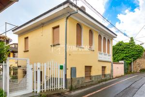 CASA INDIPENDENTE CON GIARDINO