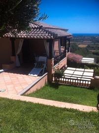 Budoni Villetta con giardino vista mare