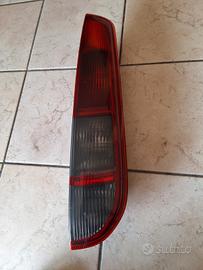 Fanale posteriore Dx Ford Focus sw (2serie 04-11)