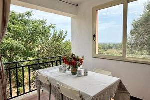 Casa fiorita vista mare Bari Sardo