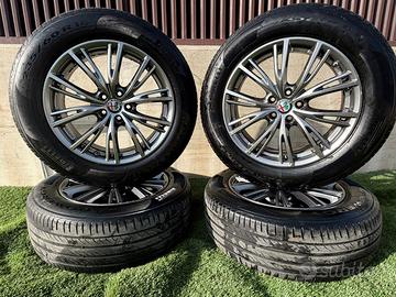 Cerchi con pneumatici Alfa Romeo Originali