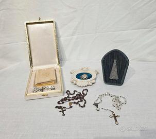 Rosario antico - scatola e altri oggetti religiosi