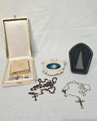 Rosario antico - scatola e altri oggetti religiosi