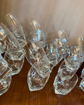 Set Completo di 35 bicchieri - Firmati “Fidenza”