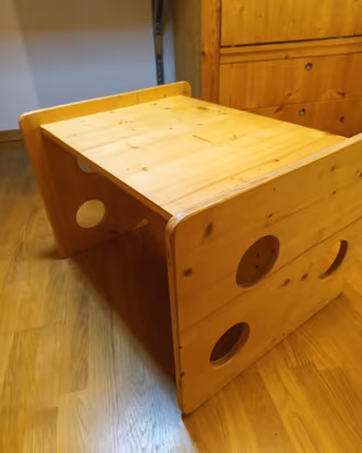tavolo sedia divanetto montessoriano