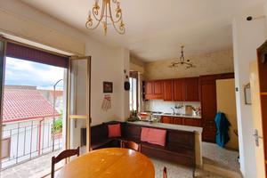 Luminoso Appartamento Centro Vista Mare Terrazza