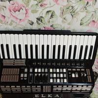 Fisarmonica midi  ed elettrica Elka 120 bassi
