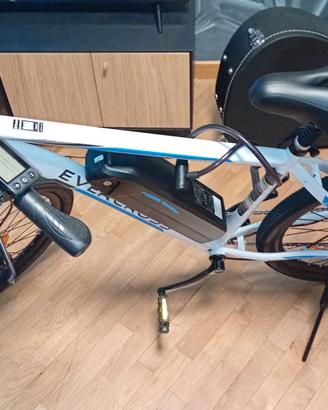 Bici elettrica come nuova