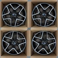 4 cerchi NUOVI AVUS RACING da 17" per DACIA