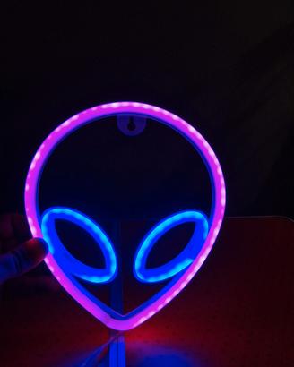 Lampada led alieno 
