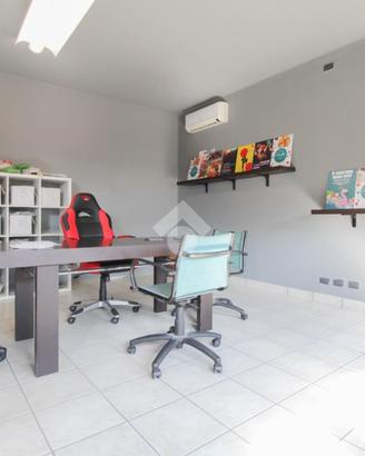 UFFICIO A CALUSCO D'ADDA