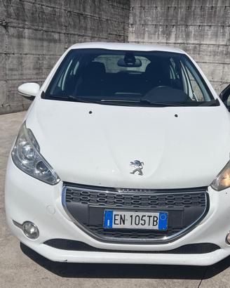 Peugeot 208 1.4 diesel