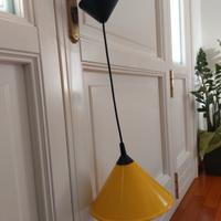 Lampadario a sospensione giallo