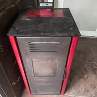 Stufa. Pellet Invicta