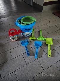 set palette, rastrelli, secchiello e annaffiatoio 