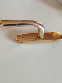 Maniglia Cremonese finestra color oro lucido