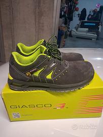 Scarpe da lavoro  nr.40 usate due ore