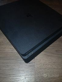 PS4 SLIM 