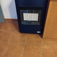 Stufa a gas con bombola semipiena