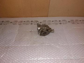Pompa olio motore triumph speed triple 955 955i