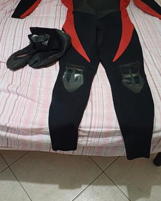scarpe e muta surf windsurf