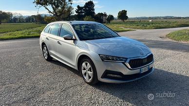 Skoda Octavia 2.0 TDI EVO SCR 150 CV DSG Wagon Exe