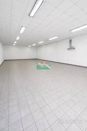 Immobile di 200 m² con 1 locale a Ravenna