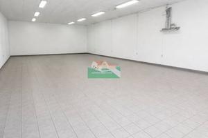 Immobile di 200 m² con 1 locale a Ravenna
