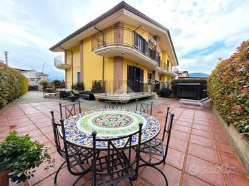 PORZIONE DI BIFAMILIARE A BUCCIANO