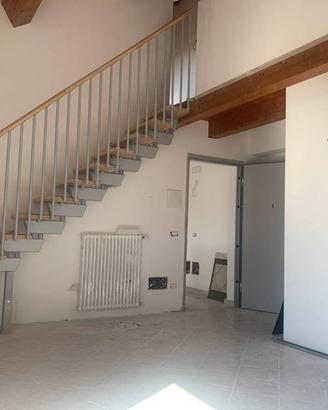 Appartamento di 106 m² con 4 locali e box auto a M