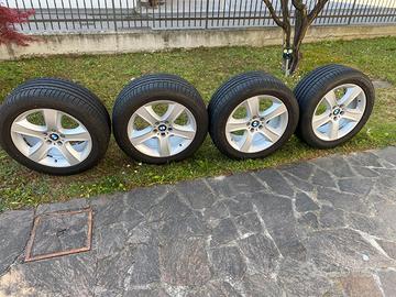 Pneumatici e cerchi originali BMW
