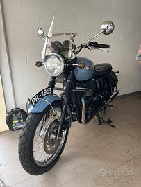 Triumph Bonneville t100 black