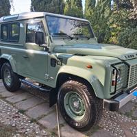 Land Rover Defender 90 2.2 TD4 Station Wagon E N1