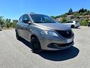 lancia-ypsilon-1-0-5-porte-ibrida-neopatentati-fat