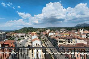 ATRIPALDA Centralissimo appartamento con terrazzo