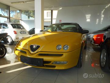 Alfa Romeo GTV Spider 2.0i 16V Twin Spark cat L