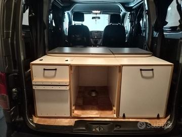 Mobile Kit Camperizzazione Nissan NV 200