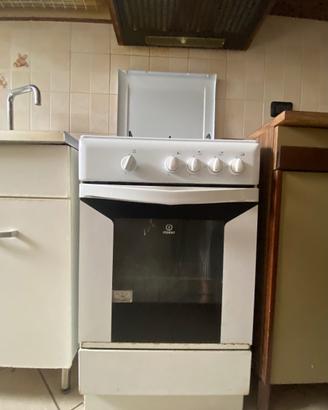Cucina a gas Indesit