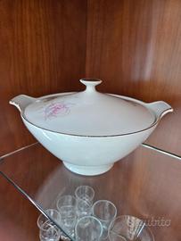 Elegante Servizio di Piatti Vintage e Bicchieri St