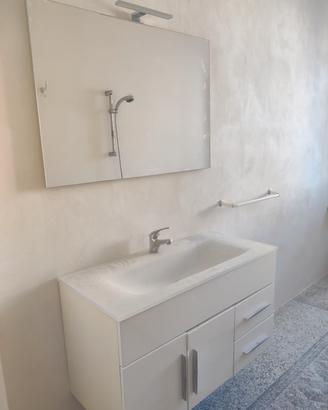 mobile da bagno con specchio 