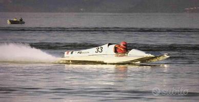 Scafo tre punti Racer GuinnessWorldRecord MERCURY