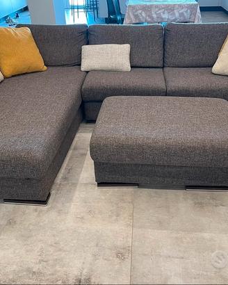 Divano angolare con penisola + pouf