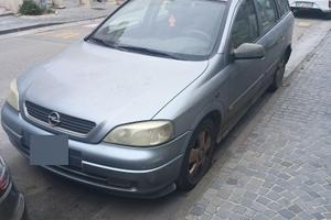 Auto Opel Astra