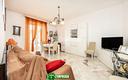 unico-livello-2-locali-con-box-e-cantina-