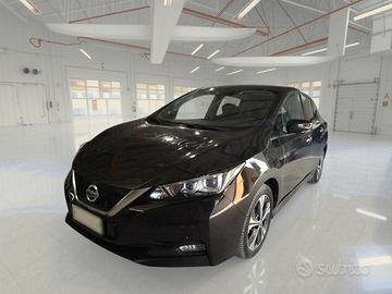 NISSAN LEAF BUSINESS 40KWH 5 PORTE BERLINA