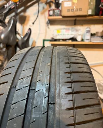 Gomme estive
