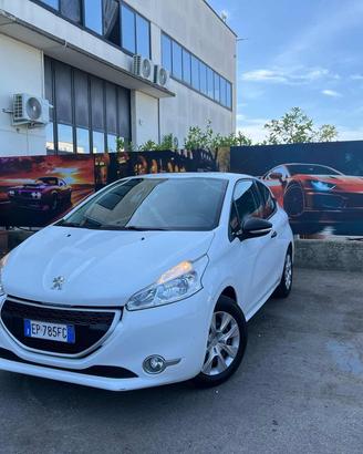 PEUGEOT 208 1° serie 1.2 VTi 82 CV 3 porte Allur