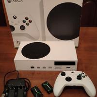 Xbox Series S 512GB + Batterie ricaricabili Extra