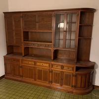 Mobile credenza